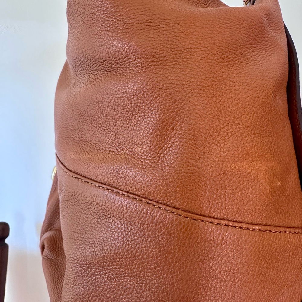 Michael Kors Fulton Camel Leather Shoulder Bag with 3 Accent Scarves - Picture 10 of 14